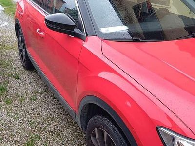 Usata VW T-Roc Advance 116 CV (85 kW) 2019 Rosso SUV