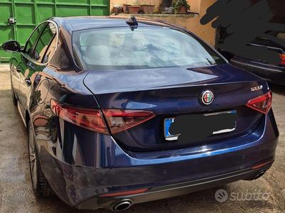 Usata Alfa Romeo Giulia 190 CV (139 kW) 2019 Blu Berlina