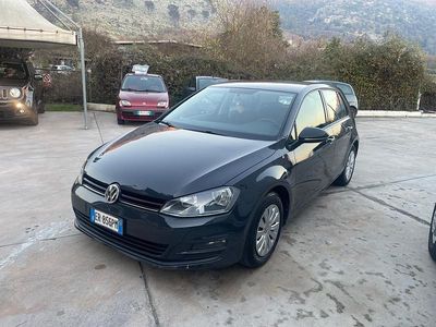 Usata VW Golf VII Trendline 105 CV (77 kW) 2013 Grigio Berlina