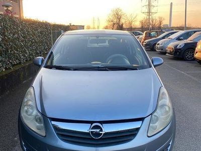 Usata Opel Corsa 60 CV (44 kW) 2008 Berlina