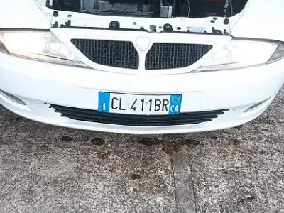 Usata Lancia Ypsilon 54 CV (39 kW) 1998 Bianco Utilitaria