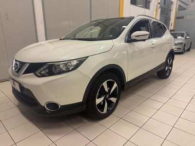 Usata Nissan Qashqai N-Connecta 110 CV (80 kW) 2016 Bianco SUV