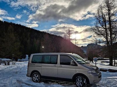 Usata VW Caravelle 174 CV (127 kW) 2008 Grigio Monovolume
