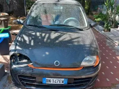 Usata Fiat 600 54 CV (39 kW) 2000 Berlina