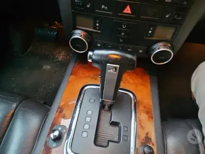 Usata VW Touareg Exclusive 224 CV (164 kW) 2007 Grigio SUV
