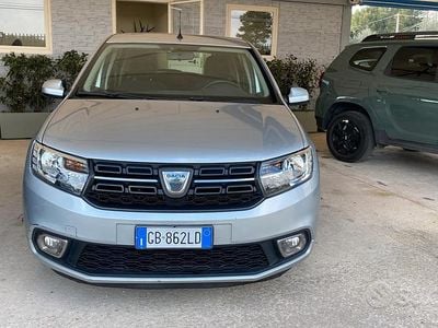 Usata Dacia Sandero Comfort 100 CV (73 kW) 2020 Grigio Berlina