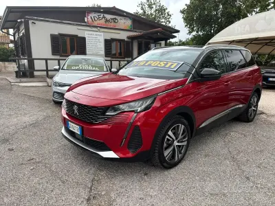 Usata Peugeot 5008 Allure 131 CV (96 kW) 2020 Rosso SUV