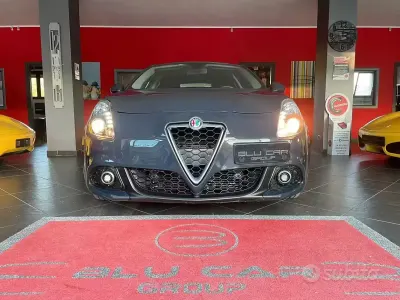 Usata Alfa Romeo Giulietta Super 120 CV (88 kW) 2018 Grigio Utilitaria