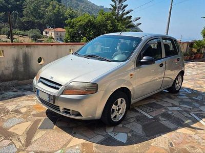 Usata Chevrolet Kalos 83 CV (61 kW) 2003 Grigio Utilitaria