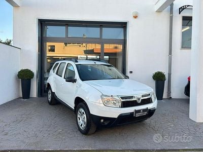 Usata Dacia Duster 107 CV (78 kW) 2012 Bianco Berlina
