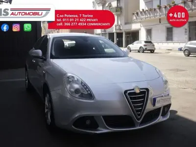 Usata Alfa Romeo Giulietta Exclusive 105 CV (77 kW) 2013 Argento Utilitaria