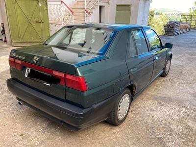 Usata Alfa Romeo 155 126 CV (92 kW) 1994 Verde Berlina