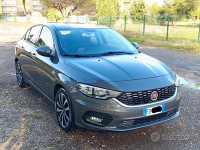 Usata Fiat Tipo Opening Edition 120 CV (88 kW) 2016 Grigio Berlina