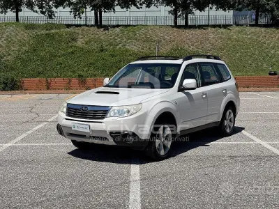 Usata Subaru Forester Trend 147 CV (108 kW) 2010 Bianco SUV