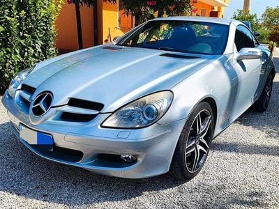 Usata Mercedes SLK200 163 CV (119 kW) 2005 Argento Cabrio