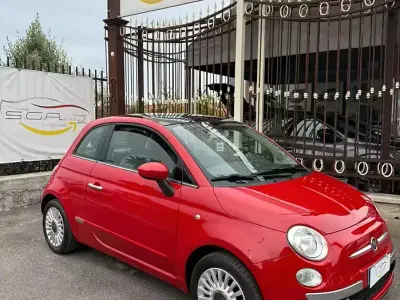 Begagnad Fiat 500 Lounge 69 HK (50 kW) 2008 Röd Sedan