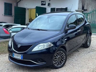 Usata Lancia Ypsilon S 95 CV (69 kW) 2016 Blu Utilitaria
