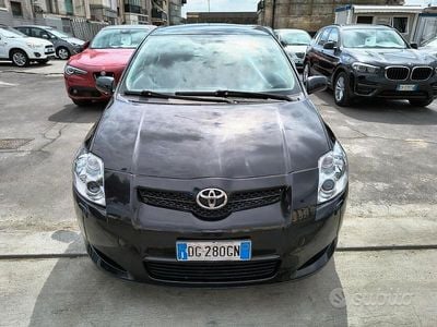 Usata Toyota Auris 126 CV (92 kW) 2007 Nero Utilitaria