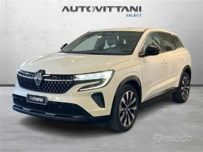 Usata Renault Austral Techno 200 CV (147 kW) 2023 Bianco SUV