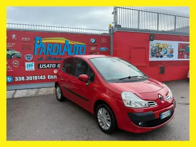 Usata Renault Modus 113 CV (83 kW) 2012 Rosso Monovolume