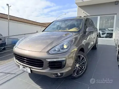 Usata Porsche Cayenne Platinum Edition 250 CV (183 kW) 2016 Marrone SUV