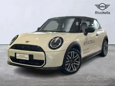 Usata Mini Cooper Classic 114 kW (156 CV) 2025 Bianco Utilitaria