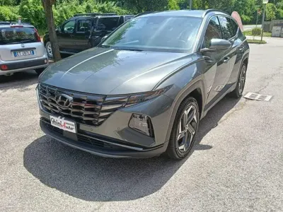 Usata Hyundai Tucson 179 CV (131 kW) 2022 Grigio SUV