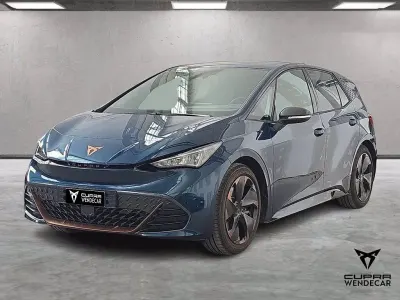 Usata Cupra Born e-Boost 169 kW (231 CV) 2023 Blu aurora Utilitaria