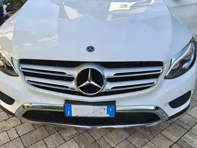 Usata Mercedes GLC250 Business 204 CV (150 kW) 2018 SUV