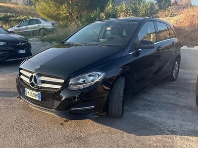 Occasion Mercedes B160 Business 109 ch (80 kW) 2017 Noir Monospace