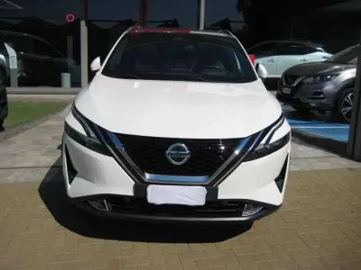 Usata Nissan Qashqai Tekna 158 CV (116 kW) 2022 White pearl SUV