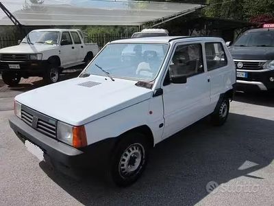 Begagnad Fiat Panda Young 45 HK (33 kW) 1994 Vit Sedan