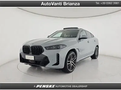 Usata BMW X6 M Sport 298 CV (219 kW) 2024 Grigio SUV