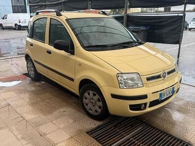 Käytetty Fiat Panda 60 HP (44 kW) 2010 Keltainen Viistoperä