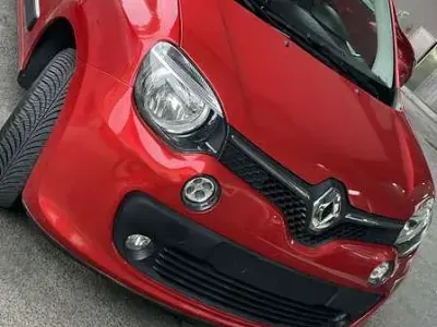 Usata Renault Twingo Intens 69 CV (50 kW) 2019 Rosso Utilitaria
