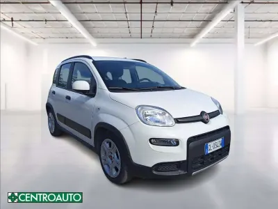 Usata Fiat Panda City Life 70 CV (51 kW) 2022 Bianco pastello Utilitaria