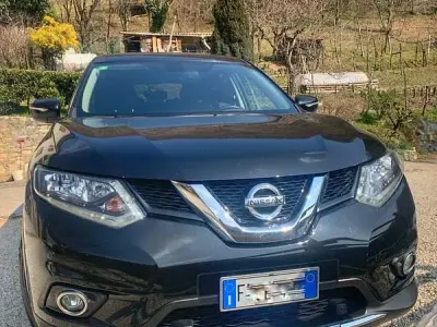 Usata Nissan X-Trail 131 CV (96 kW) 2016 Nero SUV