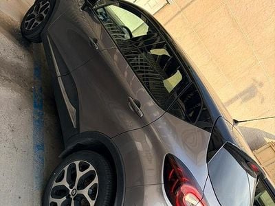 Usata Renault Captur 90 CV (66 kW) 2017 Grigio SUV
