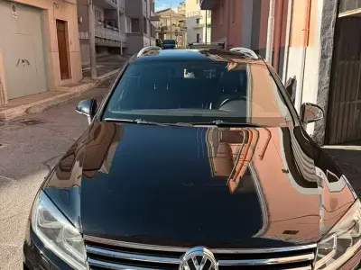 Usata VW Touareg Executive 262 CV (192 kW) 2015 Nero SUV