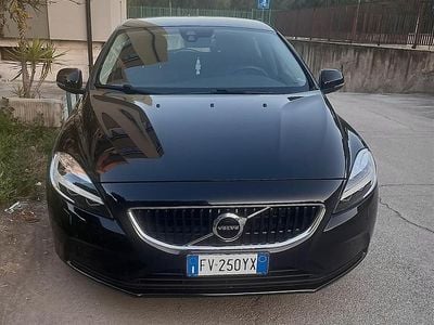 Nero Usata 2019 Volvo V40 Business Edition Berlina | 12.000 € (Cara)