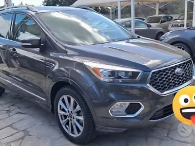 Usata Ford Kuga Vignale 150 CV (110 kW) 2017 Grigio SUV