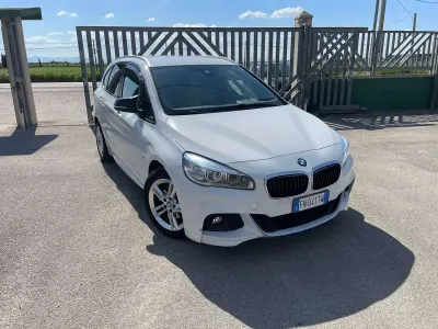 Usata BMW 218 Active Tourer Advantage 150 CV (110 kW) 2018 Bianco Monovolume