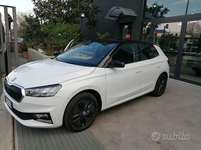 Bianco Usata 2023 Skoda Fabia Utilitaria | 15.000 € (Buon prezzo)