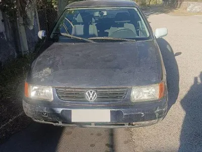Usata VW Polo 60 CV (44 kW) 1997 Blu Berlina