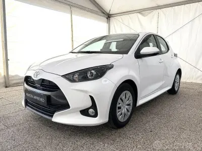 Usata Toyota Yaris Active 72 CV (52 kW) 2022 Bianco Utilitaria