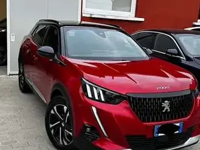 Usata Peugeot 2008 GT 110 CV (80 kW) 2022 Rosso SUV