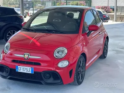 Usata Abarth 595 145 CV (106 kW) 2021 Rosso Utilitaria