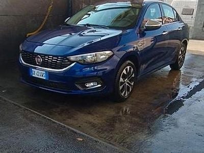 Usata Fiat Tipo 120 CV (88 kW) 2019 Blu Berlina