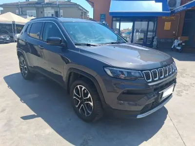 Usata Jeep Compass Limited 131 CV (96 kW) 2023 Grigio SUV