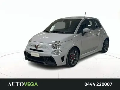 Usata Abarth 595 145 CV (106 kW) 2021 Vari colori / pastello Utilitaria